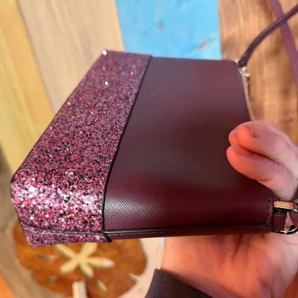 NWT Kate Spade Flash Glitter Crossbody Bag – Cherrywood / Pink Glitter​ NEW
